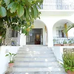 Сasa de vacaciones Villa Blanca Mediterranean Family Villa With Pool & Garden Eaw Homes
