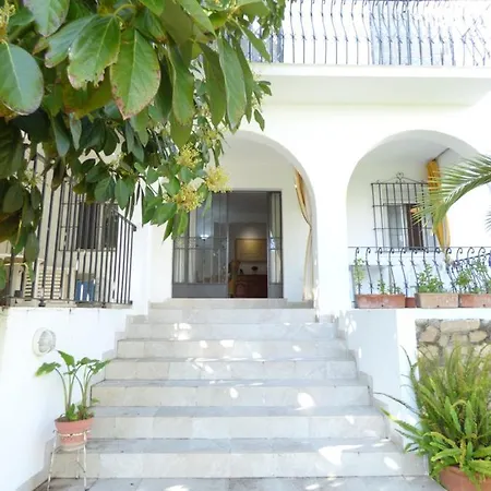 Дом отдыха Blanca Mediterranean Family With Pool & Garden Eaw Homes
